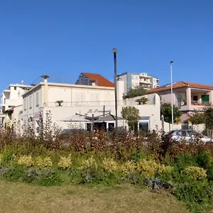  Maison d'hôtes La Promenade & Italie