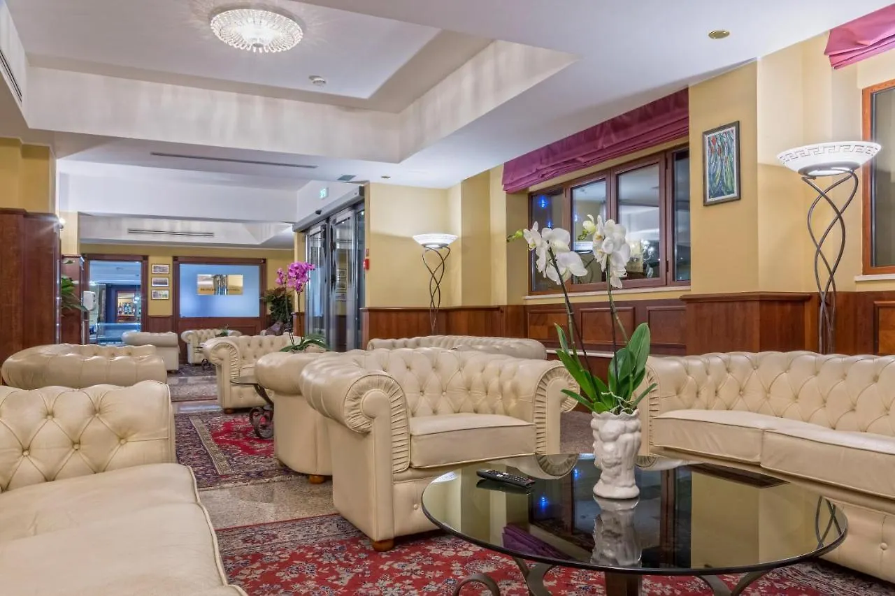 Hotel San Michele Milazzo 4*,